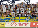 Белорусские болельщики вновь вывесили нацистский лозунг на футбольном матче