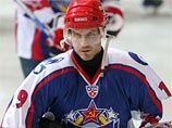 Алексей Яшин будет играть за питерский СКА еще один сезон 