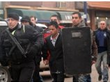 В Аргентине преступник захватил в банке 40 заложников, но затем сдался полиции