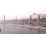 Москвичей накрыл смог из Подмосковья: в столице трудно дышать, а температура бьет новые рекорды