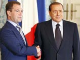 Медведев прибыл с рабочим визитом в Италию: наращивать отношения после экономического кризиса