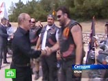 Путин освоил новый вид транспорта. Он приехал к байкерам на трайке Путин освоил новый вид транспорта. Он приехал к байкерам на трайке