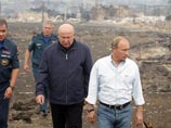 Председатель правительства РФ Владимир Путин побывал на месте сгоревшей дотла деревни Верхняя Верея в Выксунском районе Нижегородской области