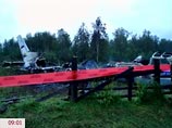 Сейчас на месте падения самолета работают только следователи", - сообщили "Интерфаксу" в пресс-службе Сибирского регионального центра (СРЦ) МЧС РФ