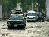 Сильнейший муссонный ливень обрушился в ночь на пятницу на административный центр округа Ладакх город Лех и прилегающие районы, став причиной массового схода селевых потоков. Город практически затоплен водой и грязью