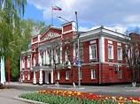 Мэр Барнаула отстранен от должности за "неисполнение обязанностей" - но депутаты его не отпускают