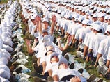 10267 граждан Китая сыграли своими телами в домино и побили мировой рекорд