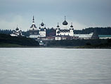 Патриарх  Кирилл  прибыл на Соловки и назвал архипелаг "духовной столицей" России