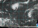 Бушующий в Атлантическом океане тропический ураган "Даниэл" по мере продвижения к Бермудским островам продолжает набирать силу