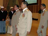 Мьянма готовится к первым за 20 лет выборам: лидеры военной хунты официально оставили посты
