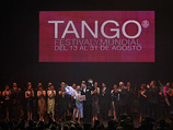 Восьмой чемпионат мира по танго завершился в Буэнос-Айресе, его победителями в обеих номинациях (салонное и сценическое танго) стали танцоры, представляющие Аргентину