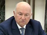 Кремль не пожелал официально комментировать циркулирующие в прессе данные о возможной скорой отставке мэра Москвы Юрия Лужкова