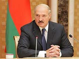 Лукашенко увидел "российский след" в пожаре на территории посольства РФ в Минске