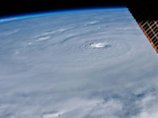 Приближающийся к США ураган "Эрл" охватывает территорию, превышающую по размерам Калифорнию