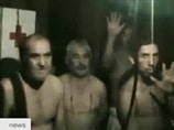 Скандал в Чили: жены застрявших под землей шахтеров поссорились с любовницами Скандал в Чили: жены застрявших под землей шахтеров поссорились с любовницами