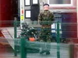 В Северной Ирландии эвакуированы две школы. В одной нашли бомбу, другой угрожали взрывом