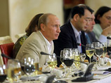 Путин скорректировал свое высказывание о "дубине" для оппозиции: власть должна быть более аккуратной
