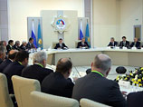 Президент Казахстана Нурсултан Назарбаев, выступая на седьмом Форуме межрегионального сотрудничества с Россией, призвал вернуться к старому проекту поворота сибирских рек на юг, чтобы решить проблему засухи