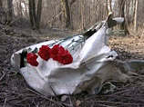 Родственники погибших в самолете Качиньского хотят забрать к месту катастрофы "крест раздора"