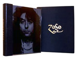 Гитарист Led Zeppelin Джимми Пейдж разозлил поклонников автобиографией за 685 долларов