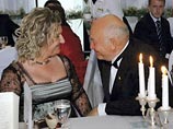 Батурина и мэрия вступились за обиженного Лужкова: они подают в суд на опорочившие его СМИ Батурина и мэрия вступились за обиженного Лужкова: они подают в суд на опорочившие его СМИ