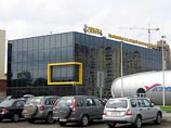 В Санкт-Петербурге во вторник штурмовали главный офис известного ритейлера "Лента" В Санкт-Петербурге во вторник штурмовали главный офис известного ритейлера "Лента"