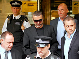 Первый же день пребывания в лондонской тюрьме довел до нервного срыва известного британского певца Джорджа Майкла, угодившего за решетку за вождение автомобиля в состоянии опьянения
