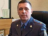 Официально подполковник Коновалов состоит в браке, и у него есть 19-летний сын Алексей