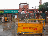 У главной мечети Дели совершено нападение на туристов