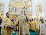 Патриарх Кирилл призвал избавляться от "идолов материального достатка" Патриарх Кирилл призвал избавляться от "идолов материального достатка"