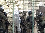 В Махачкале проходит контртеррористическая операция: двое боевиков уничтожены, один задержан