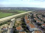 Мораторий истек - Израиль выбирает "между миром и строительством поселений"