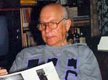 Детский писатель Святослав Сахарнов, долгие годы возглавлявший журнал "Костер", скончался в Петербурге на 88-ом году жизни