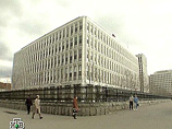 Медведев провел ряд отставок и назначений в МВД и Минобороны, уволив четырех генералов Медведев провел ряд отставок и назначений в МВД и Минобороны, уволив четырех генералов