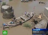В распространенном сегодня 13-ти минутном видеоролике, где фотографии бен Ладена перемешиваются с картинами последствий разрушительного наводнения в Пакистане
