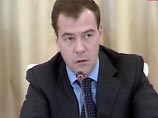 Медведев оставил губернаторов Мордовии и Тюменской области работать еще один срок