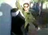 Очередной скандал с израильским военным: его танец на фоне задержанной палестинки попали в YouTube