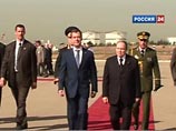 Он намерен провести ряд встреч с представителями высшего руководства страны, в том числе с президентом Абдельазизом Бутефликой Он намерен провести ряд встреч с представителями высшего руководства страны, в том числе с президентом Абдельазизом Бутефликой