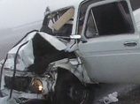 В Мурманской области депутат на тракторе раздавил автомобиль оппонента