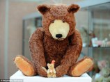 Самая ценная в мире коллекция плюшевых мишек продана за 1,1 млн фунтов Самая ценная в мире коллекция плюшевых мишек продана за 1,1 млн фунтов