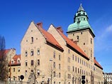 Городской суд Стокгольма подтвердил, что принял решение наложить арест на принадлежащее России имущество в Швеции по иску немецкого бизнесмена Франца Зедельмайера, требующего от РФ около 5 миллионов евро