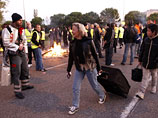 Участники акций протеста против пенсионных реформ во Франции в четверг утром заблокировали доступ к аэропорту Марселя