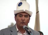 В Киргизии сторонники партии "Ата-Журт", на лидера которой совершено нападение, требуют отставки главы спецслужбы