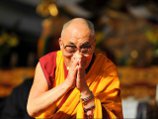 На посту духовного лидера буддистов Далай-лама отдал бы большее предпочтение девочке