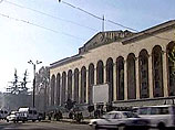 Леван Вепхвадзе заявил, что запрет советской символики может вызвать разрушение здания парламента