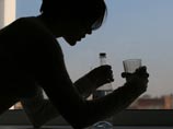Алкоголь более опасен для людей и общества, чем наркотики, считают эксперты