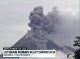 "Огненная гора" в Индонезии выбросила новый столб пепла
