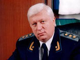 Янукович уволил генпрокурора Медведько и предложил на эту должность своего кума