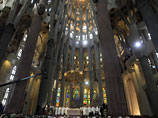 Папа Римский в Барселоне освятит собор Саграда Фамилия 