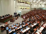 Совет Федерации одобрил поправку в закон о своем формировании, из-за которой Миронов разругался с единороссами Совет Федерации одобрил поправку в закон о своем формировании, из-за которой Миронов разругался с единороссами